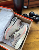 Tênis Nike ZoomX Invincible Run 3 - Rosa/Branco