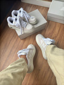TÊNIS NEW BALANCE CT303 – Branco e Bege