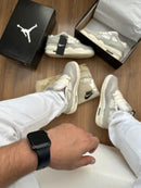 Tênis Nike Air Jordan Clássico OG - Simple Beige