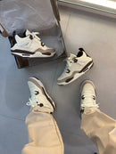 Tênis Nike Air Jordan 4 Retrô - Marfim