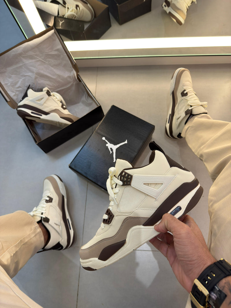 Tênis Nike Air Jordan 4 Retrô - Marfim