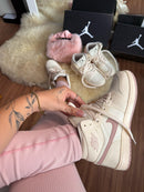 Tênis Nike Air Jordan 1 High - Off Rose