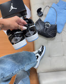 Tênis Nike Air Jordan 1 Low - Verniz Celeste