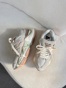 Tênis New Balance 9060 (Prime Couro) - Salmão Mint