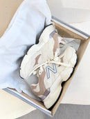 Tênis New Balance 9060 (1:1 Sintético) - Off Creme