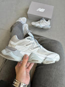 Tênis New Balance 9060 (Prime Couro) -Cinza Camurça