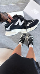 Tênis New Balance 9060 (1:1 Sintético) - Preto e Branco