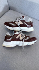 Tênis New Balance 9060 (Prime Couro) - Off Burgundy