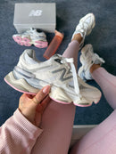 Tênis New Balance 9060 (Prime Couro) - Branco Rose