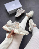 Tênis New Balance 9060 (Prime Couro) - Off Salmão