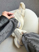 Tênis New Balance 9060 (1:1 Sintético) - Off Gold
