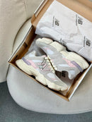 Tênis New Balance 9060 (1:1 Sintético) - Cinza Nude