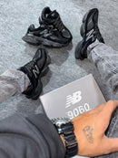 Tênis New Balance 9060 (1:1 Sintético) - All Black